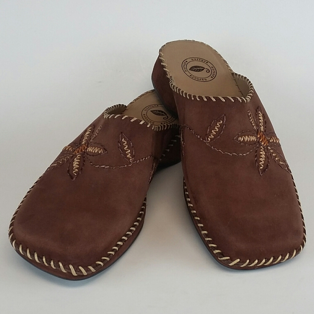 Nurture Women's Suede Lucy Embroidered Slides